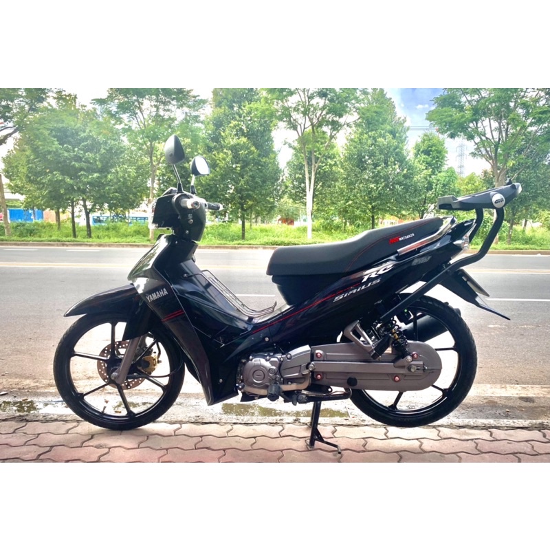 Cảng Givi gắn cho xe Sirius