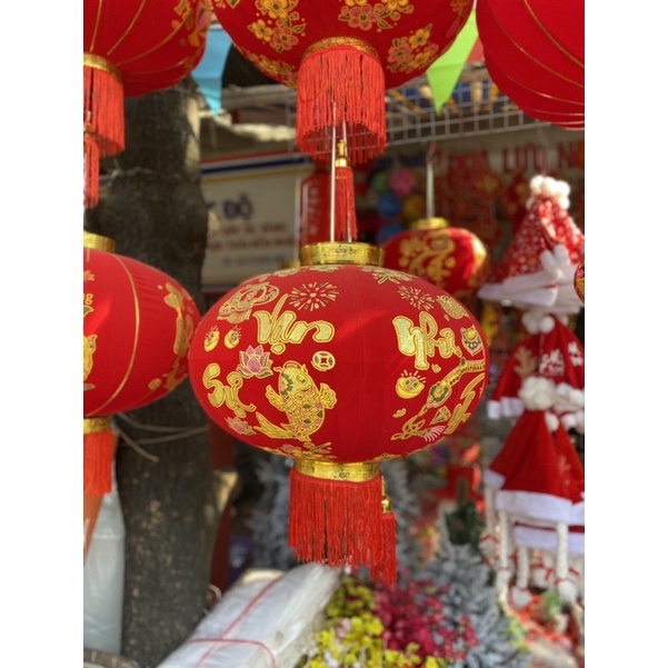 ĐÈN LỒNG TẾT VẢI NHUNG XẾP NHŨ VÀNG CAO CẤP TRANG TRÍ TẾT 2023