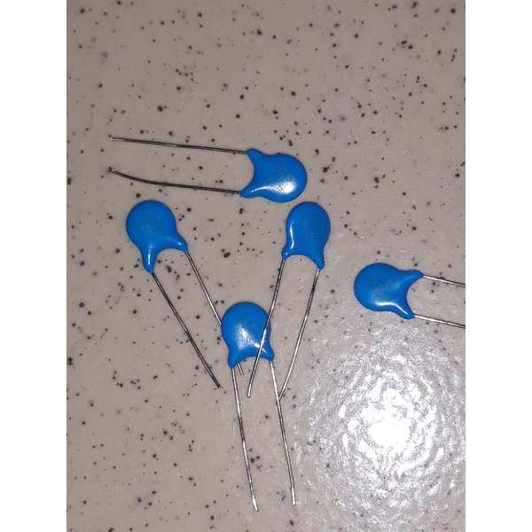 Bọc 1000 con tụ 681/1kV, chân đồng