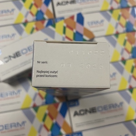 Kem Giảm Mụn Mờ Thâm Làm Trắng Da Acne Derm 20% Axit Azelaic 20g