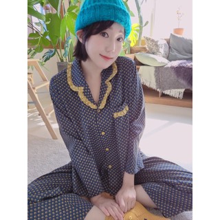 (22192V) Bộ Đồ Ngủ Nữ Dài Tay Màu Xanh Đậm Cổ Tích Herdi (30S)