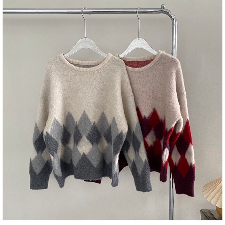ÁO SWEATER LEN QUẢ TRÁM COMIC 603610