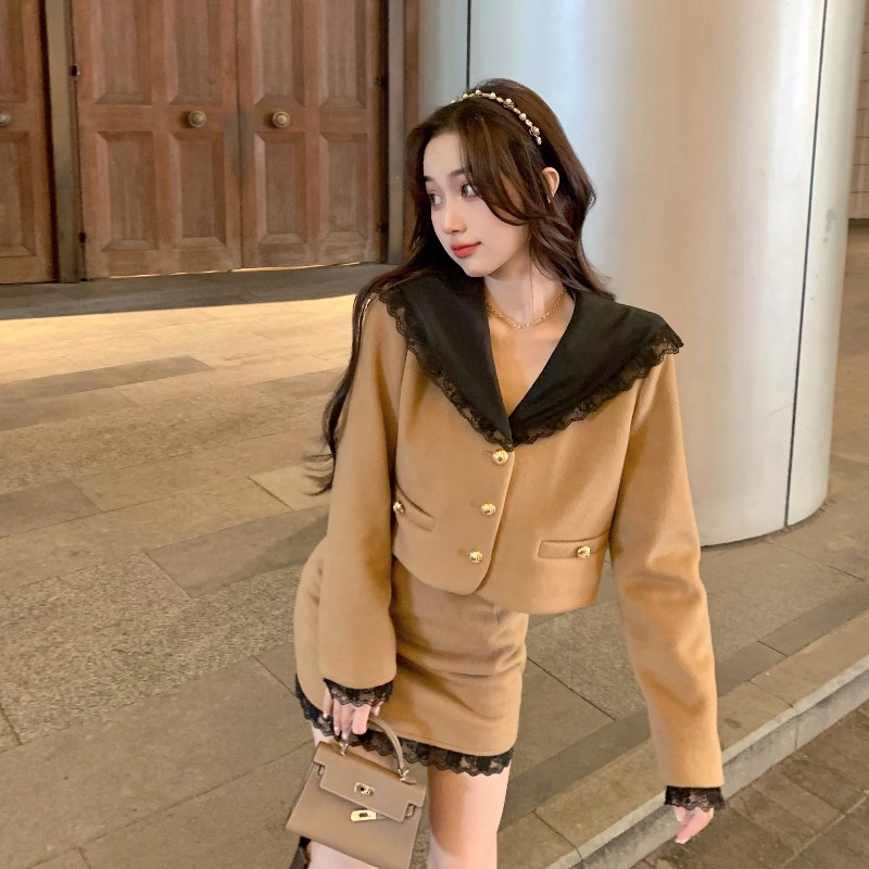 【Fashion.Style.life】Áo khoác ngoài nữ,Khoác len croptop,Áo khoác nữ mùa đông,Áo khoác dạ ngắn lật cổ áo lớn,Áo croptop tay dài,Áo đông Ren,Áo Khoác Len Dáng Ngắn Phối Ren Thời Trang Thu Đông Cho Nữ