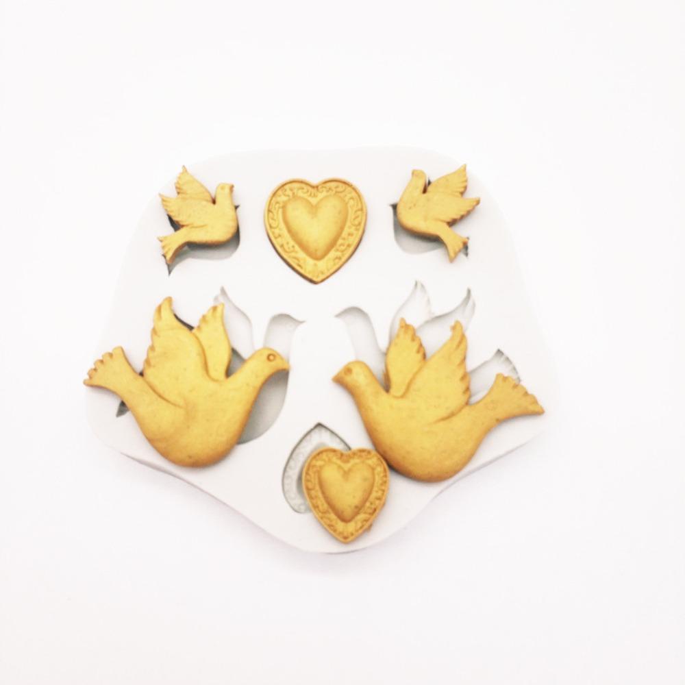 CONOPERY Khuôn Làm Bánh Kẹo Bằng Nhựa Resin Hình Trái Tim 3D DIY