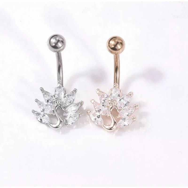 Khuyên rốn đá Thiên Nga sáng lấp lánh