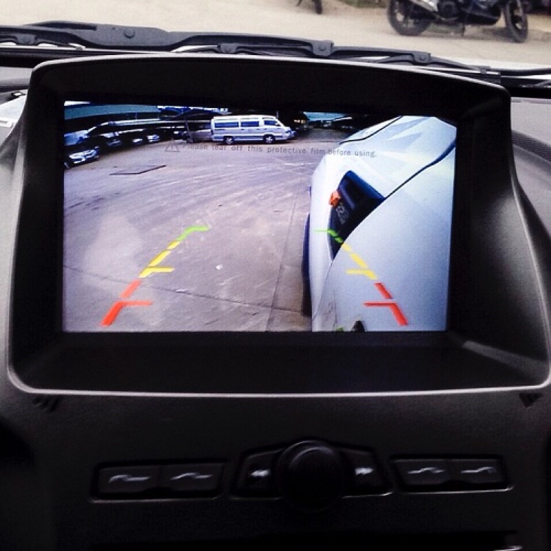 Camera phía sau chip CCD 1080 có phân vạch dành cho xe ô tô giá chỉ từ 189k