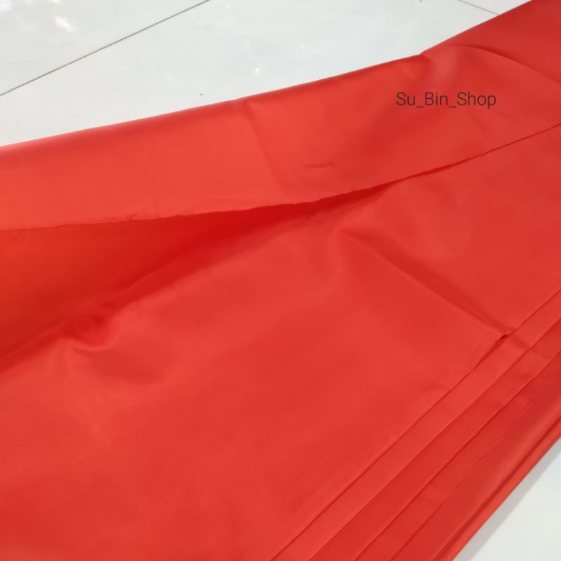 Vải AC bóng / nylong dù màu Đỏ và Vàng may cờ khổ vải 1.45m