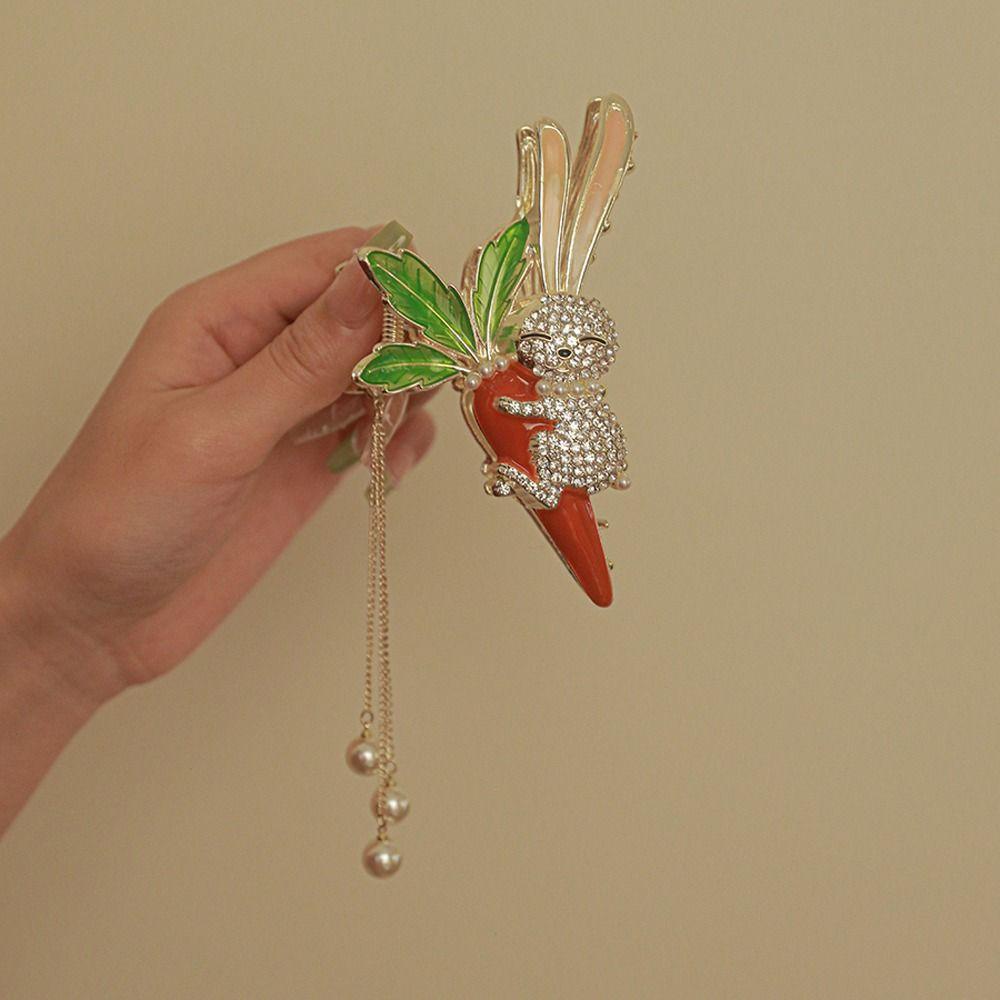 Kẹp Tóc Đuôi Ngựa Hình Thỏ / Cà Rốt Phối Tua Rua Dễ Thương Thời Trang Cho Bạn Gái 2life