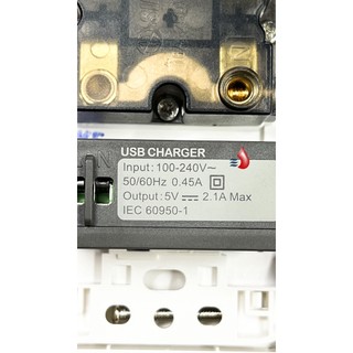 Đế sạc usb Schneider, 2 ổ cắm điện