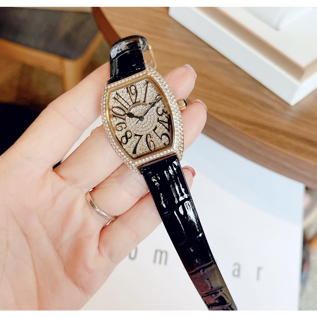 Đồng hồ nữ dây da Christian Van Sant Elegant Chic Black Rose