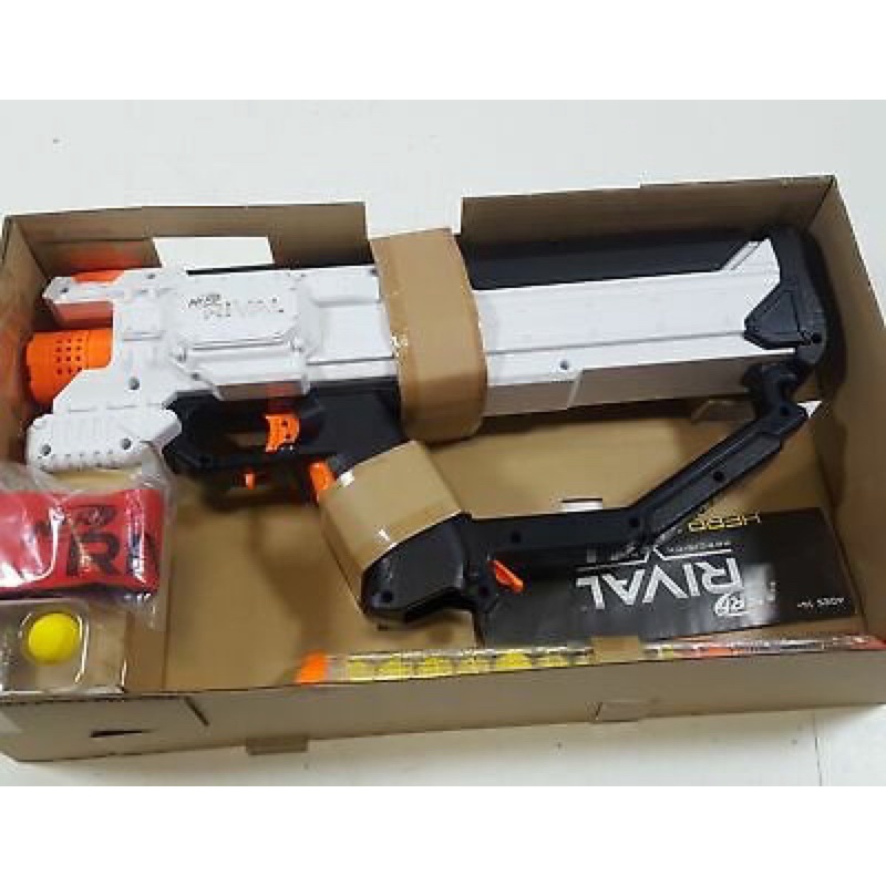 Hộp Rival Hera Trắng