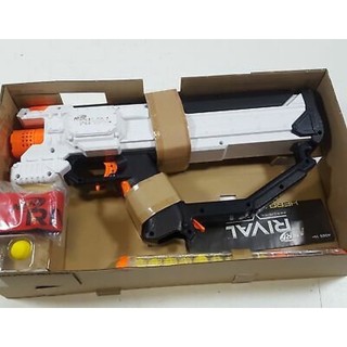 Hộp Rival Hera Trắng