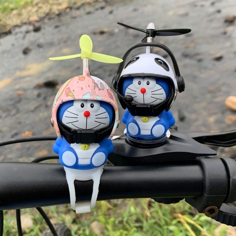 Doraemon Jingle Cat Ô tô điện Xe máy Ô tô Phụ kiện Trang trí