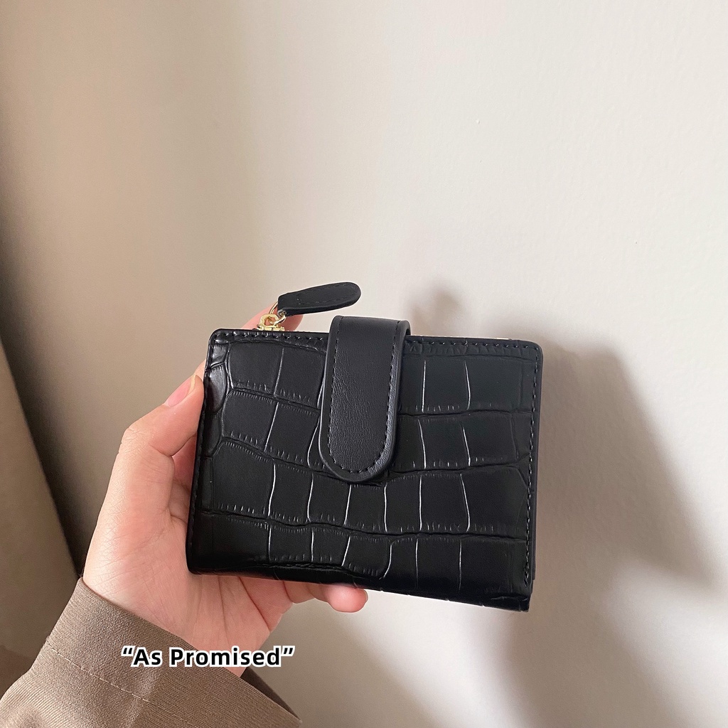 Ví da nữ đen Martha ngăn kéo khóa phụ dáng gập 06S-D