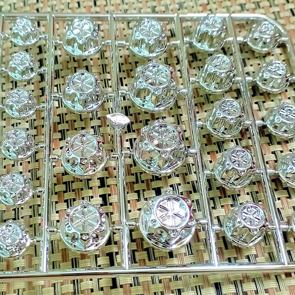 CHỤP ỐC SALAYA   MÀU BẠC - TRANG TRÍ XE MÁY