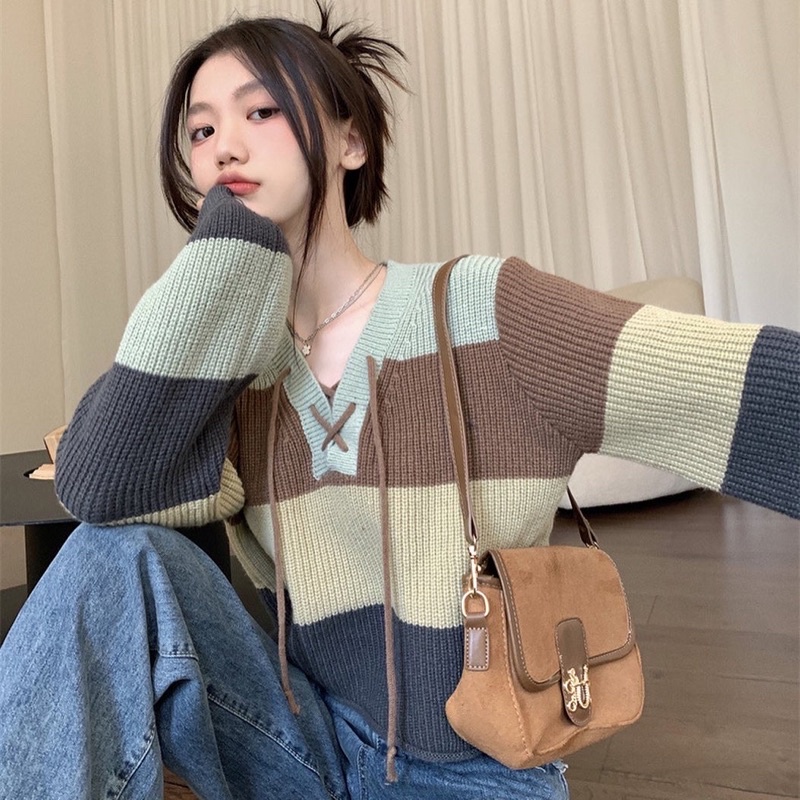 ÁO CROPTOP LEN ĐAN DÂY