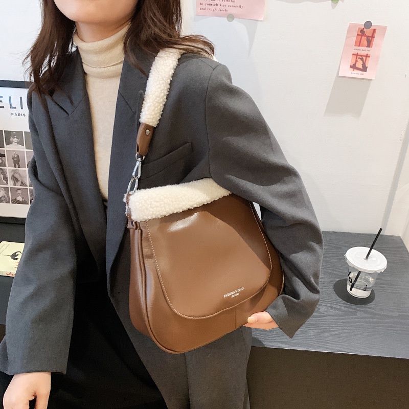 Túi Xách Lông Thời Trang Thu Đông Phong Cách Retro Mới