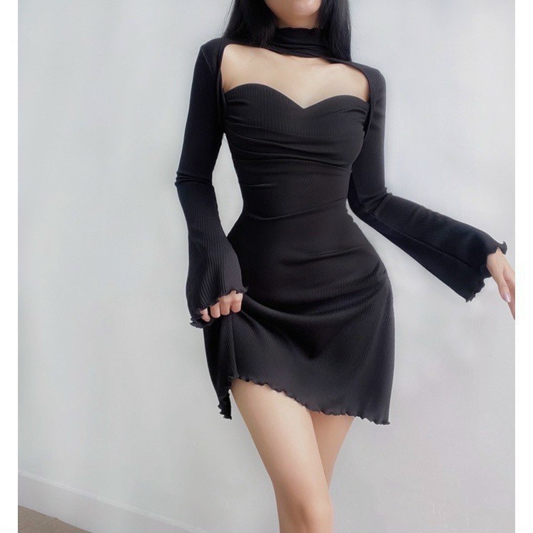 Đầm body nữ cổ lọ khoét ngực tay dài ống loe chất thun gân