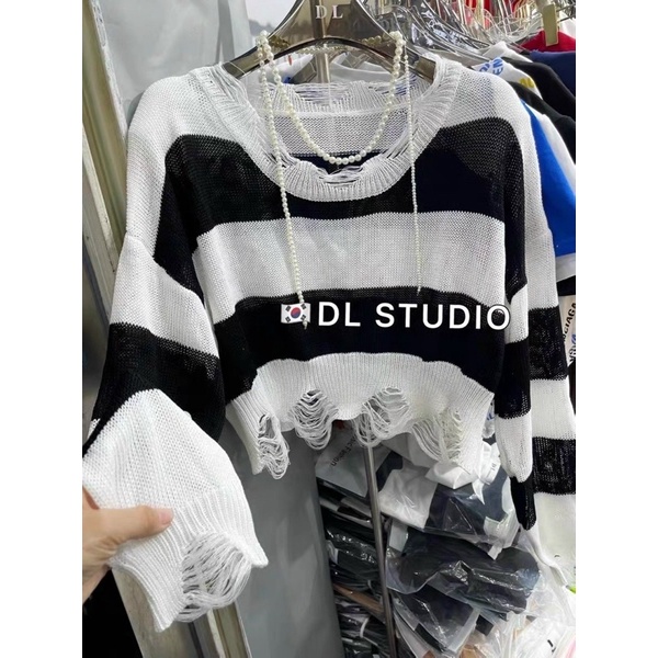 Áo len lưới  dài tay cổ tròn rách tua rua