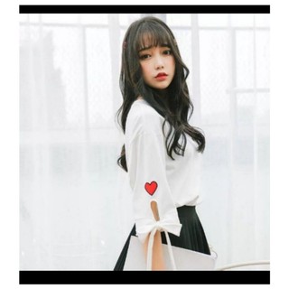 Áo kiểu tay loe