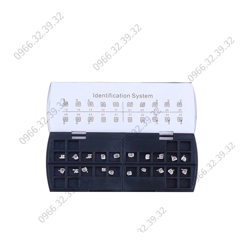 Mắc cài kim loại Cô gái Orthodontic hàng chĩnh hàng mặt sau khắc lazer số thứ tự