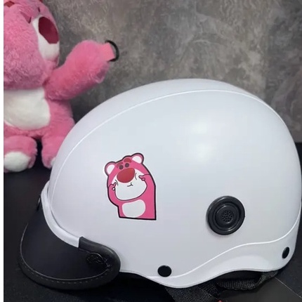 Nón bảo hiểm nửa đầu siêu cute in hình gấu dâu