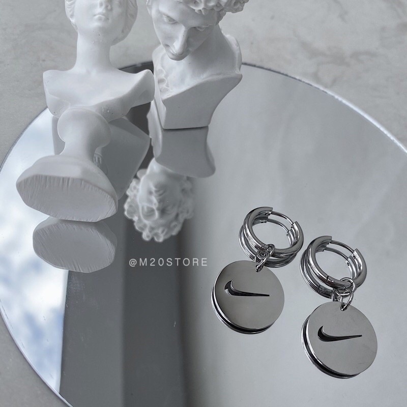 Bông Tai Logo Dành Cho Nam Nữ, Bông Tai M20store Thép Titan Chống Gỉ Dễ Phối Bền Đẹp