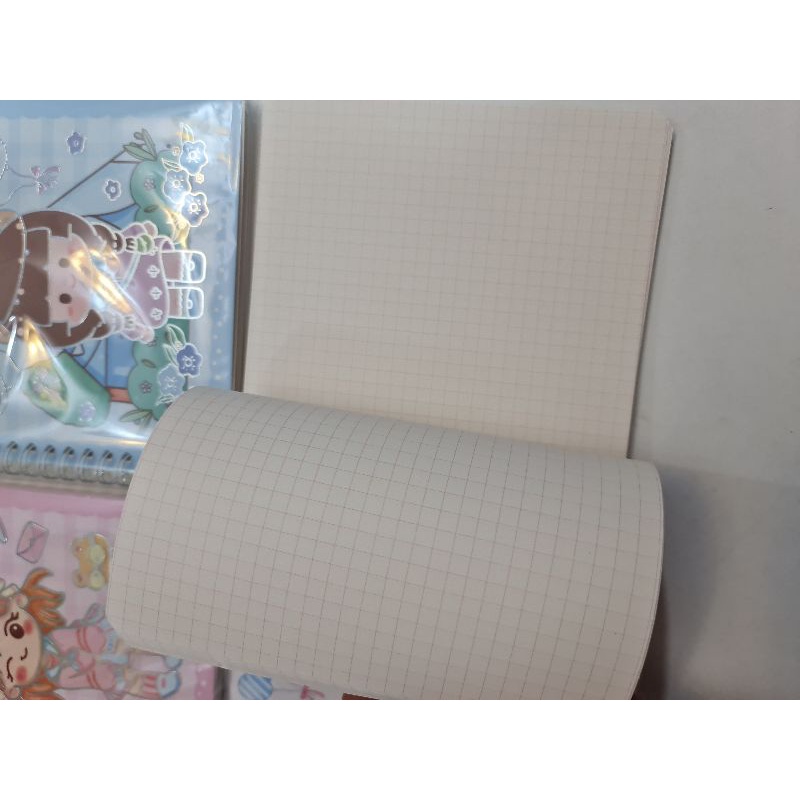 Sổ lò xo hoạt hình  15 x 15cm, giấy đẹp tặng 1 trang sticker lớn, mã SCM-03 cực đáng yêu