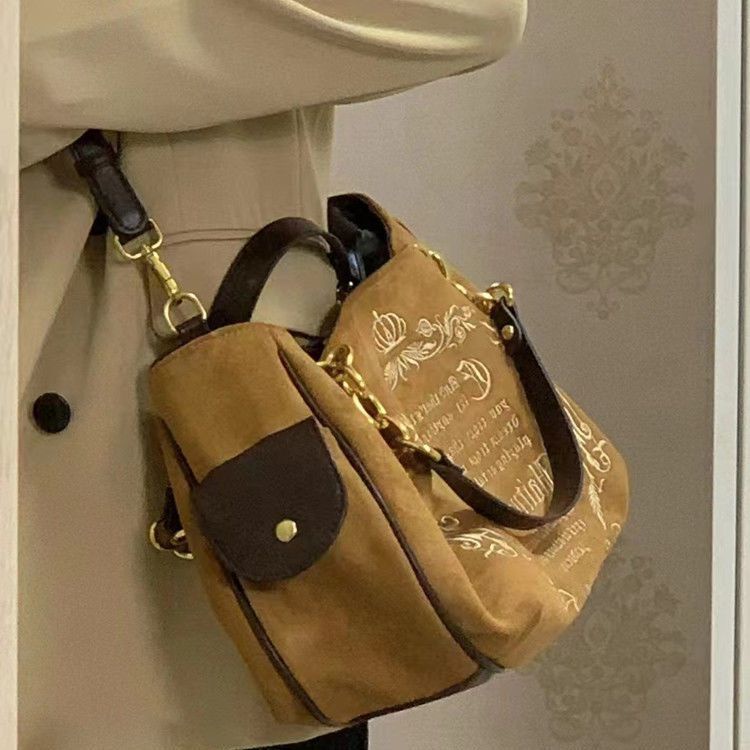 Túi Xách Da Lộn Cỡ Lớn In Chữ Phong Cách Gothic Thời Trang Cho Nữ