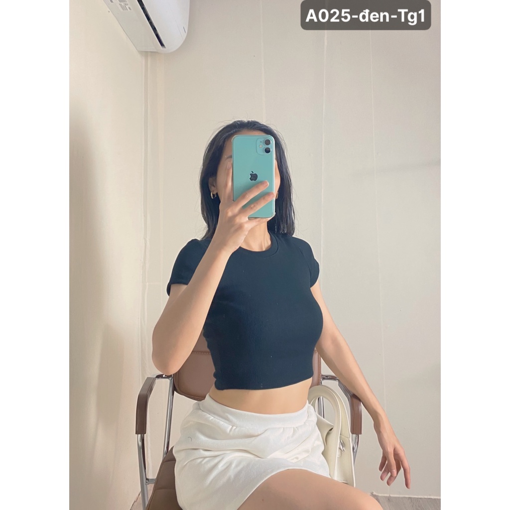 Áo Croptop Tay Ngắn A025