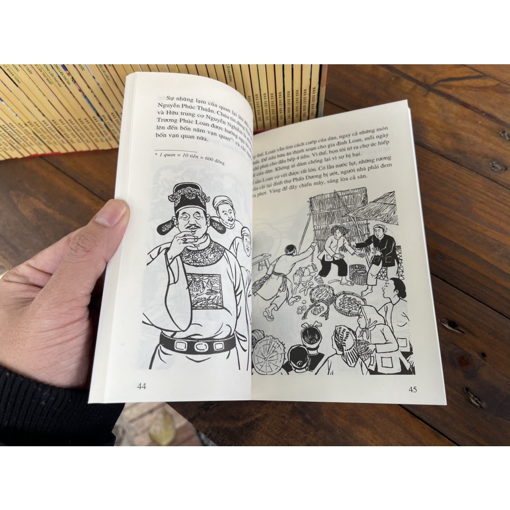 Sách - (Boxset trọn bộ 53 tập) Lịch sử Việt Nam bằng tranh - Trần Bạch Đằng chủ biên – bìa mềm