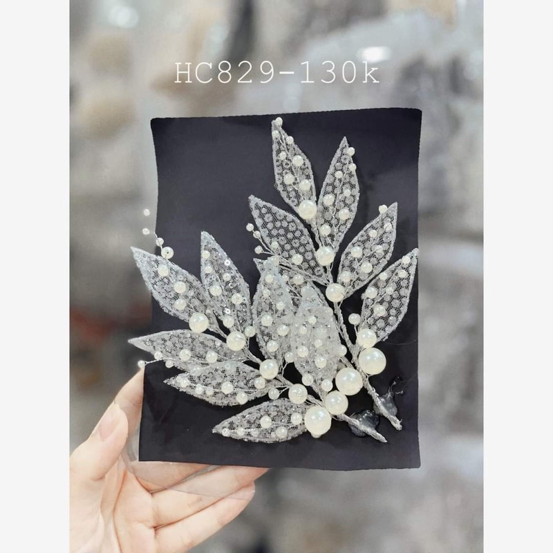 Các mẫu cài tóc cô dâu