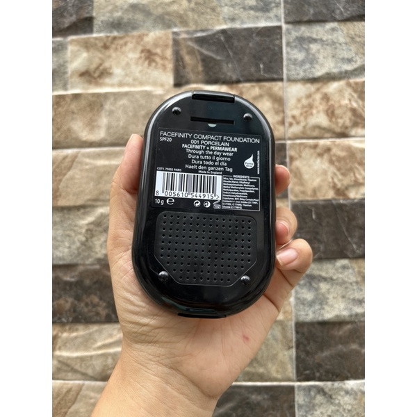 PHẤN PHỦ SIÊU MỊN MAX FACTOR FACEFINITY COMPACT FOUNDATION SPF20