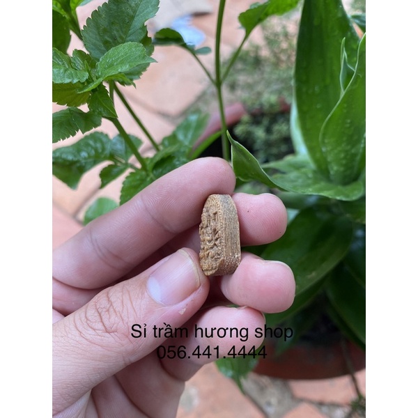 Charm Phật Bà Quan Âm nghìn mắt nghìn tay trầm hương tốc