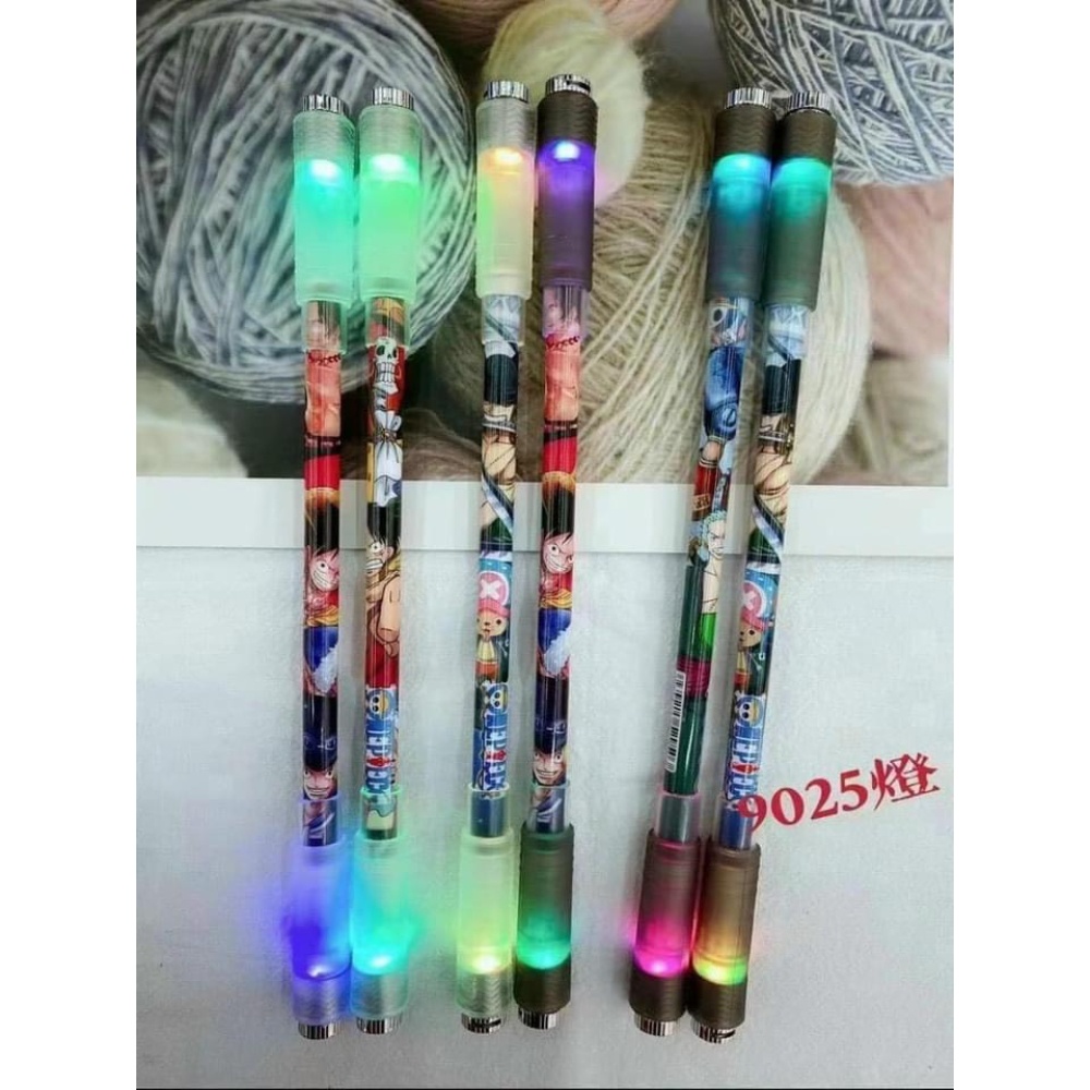 Bút Quay Nghệ Thuật Phát Sáng Mod Có Đèn Led Đổi Màu Cá Tính Với Sao Bơ Viết Mực Xoay Đẹp Dễ Thương Pen Spinning