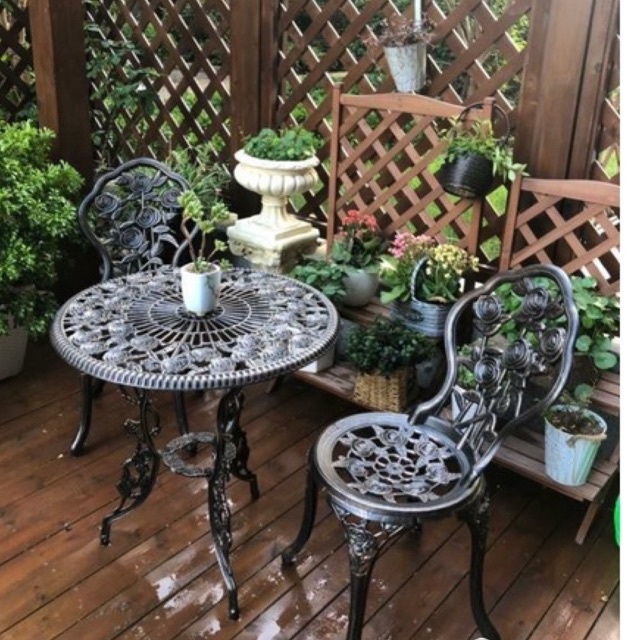 Bàn ghế nhôm đúc nhập khẩu TG01