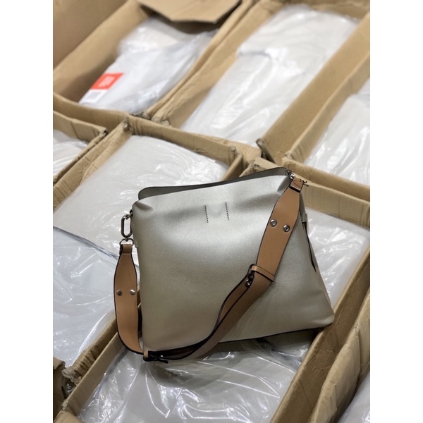 Túi Parfois xuất Âu