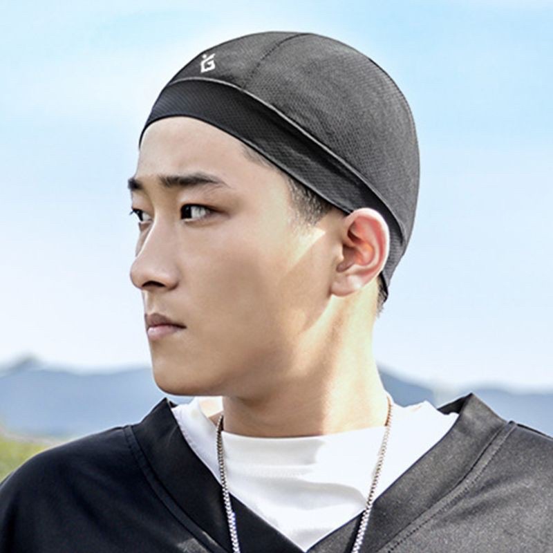 Mũ lót trong mũ bảo hiểm giúp không bị hôi mũ và không bị ngứa da đầu [Noon Fashion]