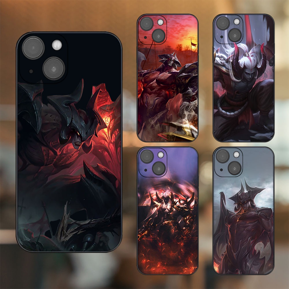 Ốp lưng iPhone 14 dẻo đen cạnh vuông in hình Aatrox Liên Minh Huyền Thoại