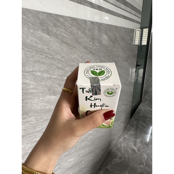 [ Che tên ] BỘT KHỬ MÙI HÔI NÁCH TRẦN KIM HUYỀN 30GRAM