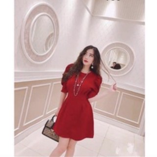 Đầm đỏ thiết kế chiết eo màu đỏ trầm
