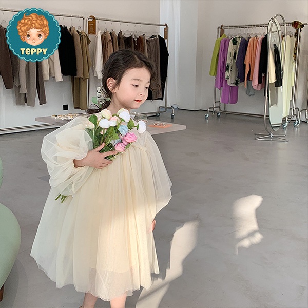 Đầm, váy trắng kem xoè phồng cho bé gái