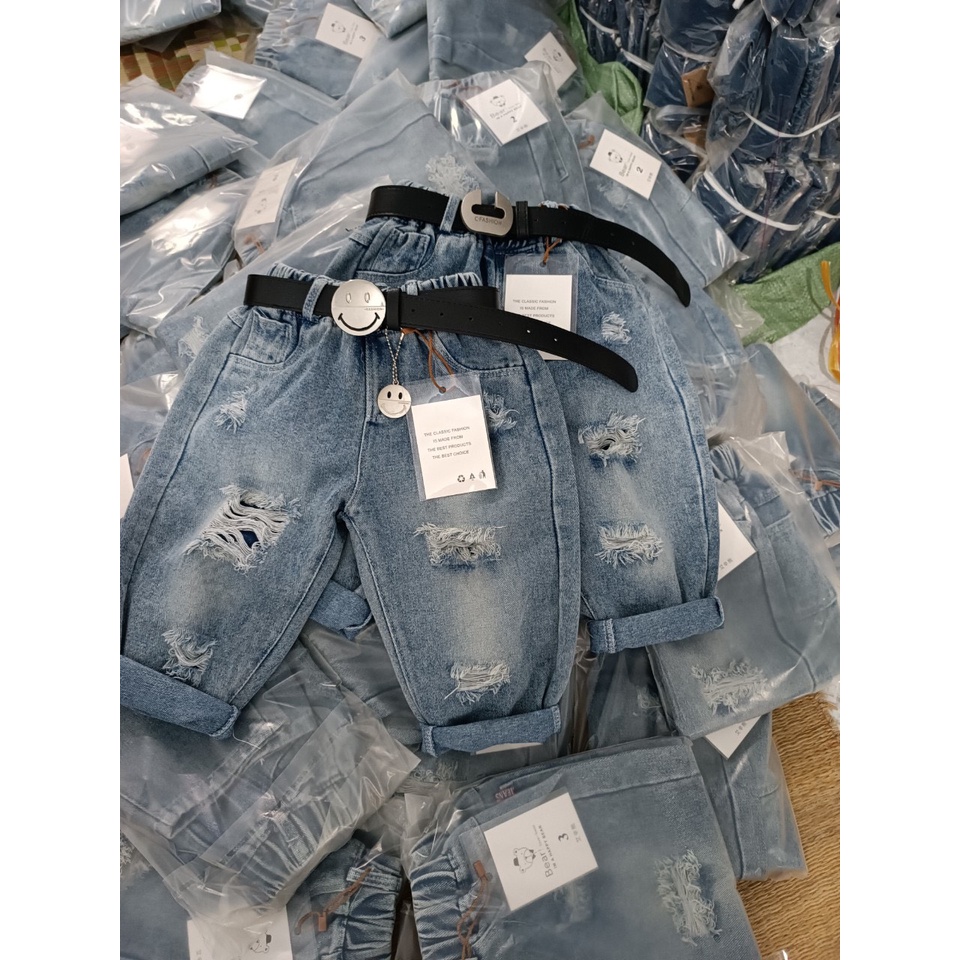 Quần jean baggy rách bé trai