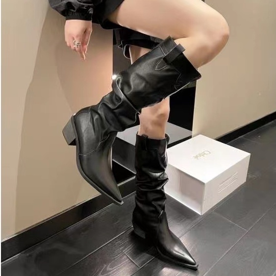 Giày Bốt Da Đen Gót Thấp 5CM Mũi Nhọn Xếp Ly Thời Trang 2022 Cho Nữ