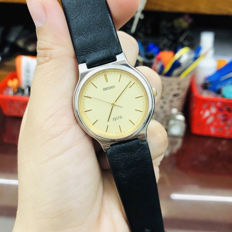 Đồng hồ nữ si nhật hiệu Seiko