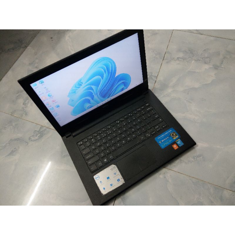 Laptop Dell Insprion 3542 còn đẹp