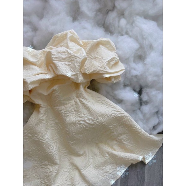 Đầm bẹt vai bèo nude ( cloudy dress)