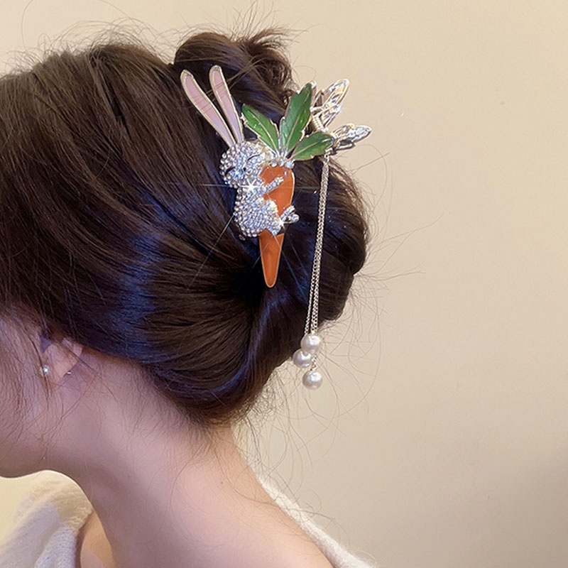 Kẹp Tóc Tua Rua Hình Thỏ Đính Đá Mừng Năm Mới Cho Bé Gái