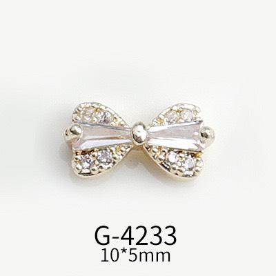 Charm nail nơ đính đá mẫu mơi hot trend 2023