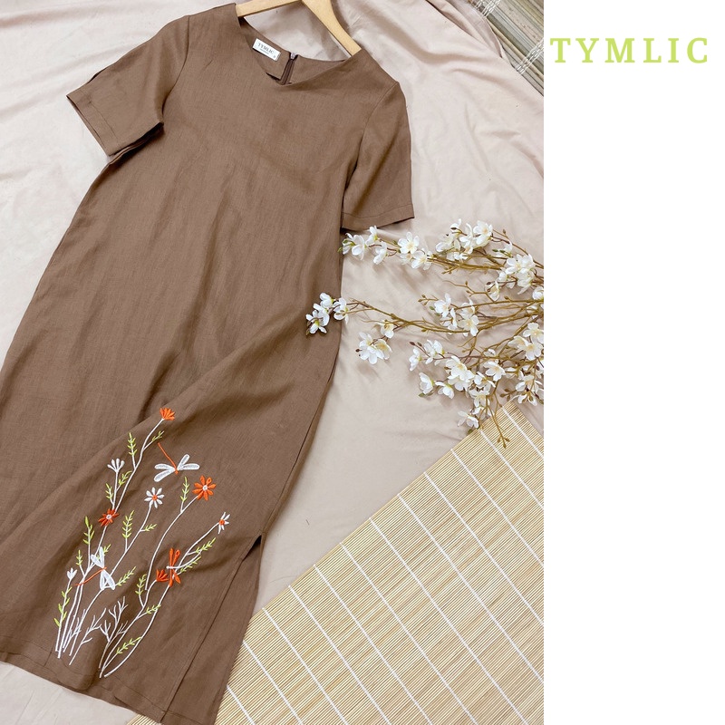 Đầm Suông Linen Thêu Hoa Màu Nâu TYMLIC